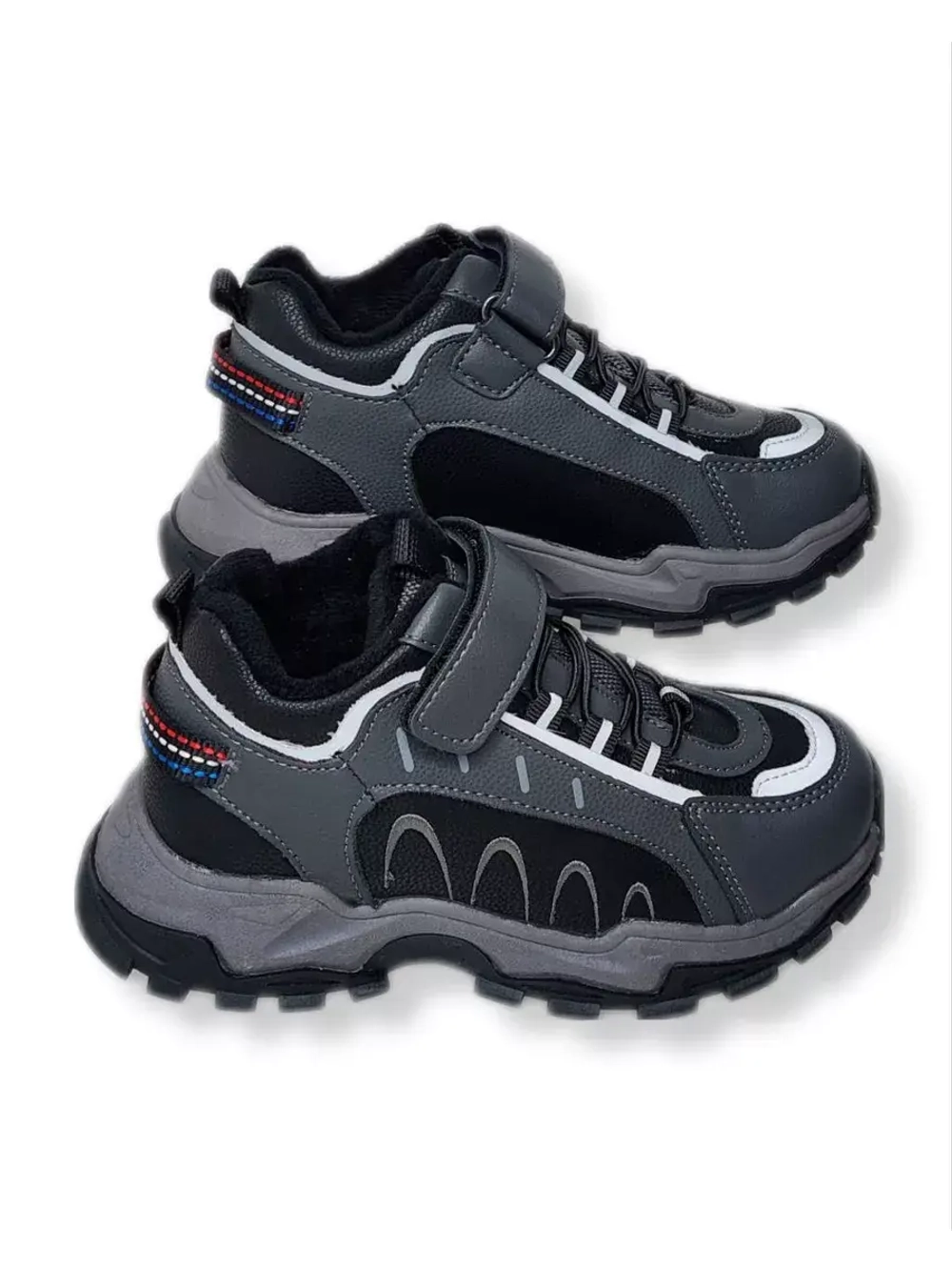 Детские ботинки демисезонные для мальчика.