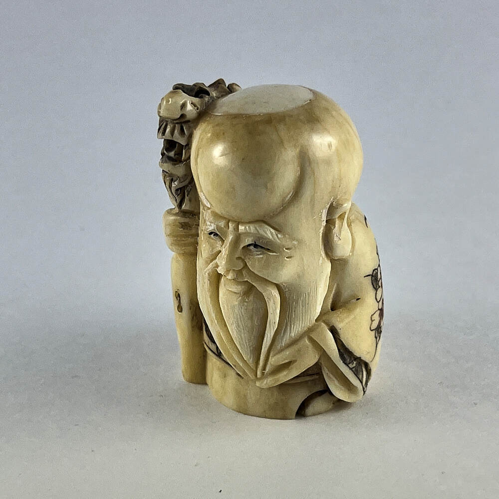 Статуэтка нэцкэ Шоусин с волшебной стростью и персиком