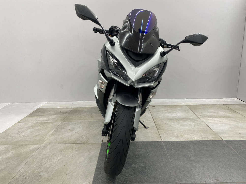 Kawasaki Ninja 1000 049573