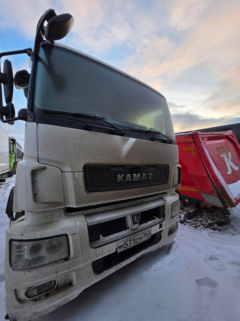 КамАЗ 65206 6x4 Седельный тягач 65206-T5 (Дизельный, 12,0 л, 428 л.с., МТ)