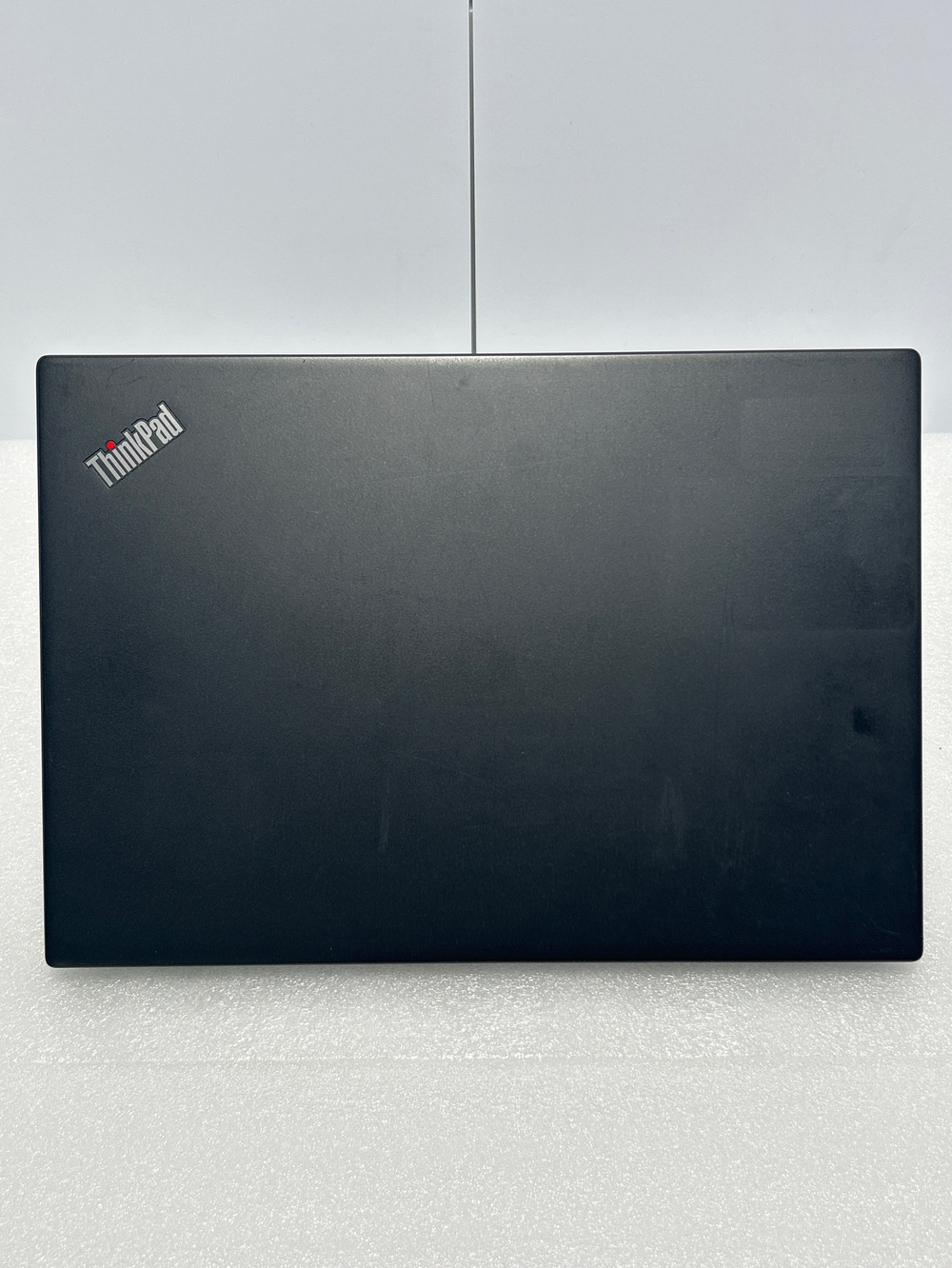 Ноутбук Lenovo ThinkPad X390 (20Q1S3TS1S) 13.3"/Intel core i5-8365U/RAM 8 GB/SSD 256 GB/Intel UHD Graphics 620/ 1920x1080/IPS/Windows 10/Подсветка кл-ры: нет/черный. Состояние: Уценка/царапины на матрице и корпусе
