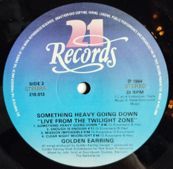 Винтажная виниловая пластинка LP Golden Earring Something Heavy Going Down (Holland 1984)