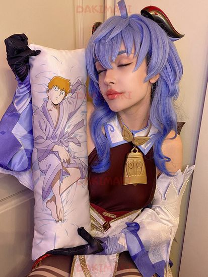 Мини дакимакура Аратака Рэйгэн из Моб Психо 100 арт. M0871, 60х20 см