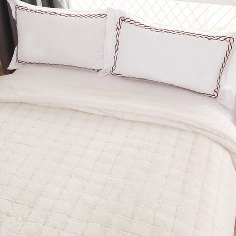 Плед 160х220 Sofi De MarkO Мадлен белый