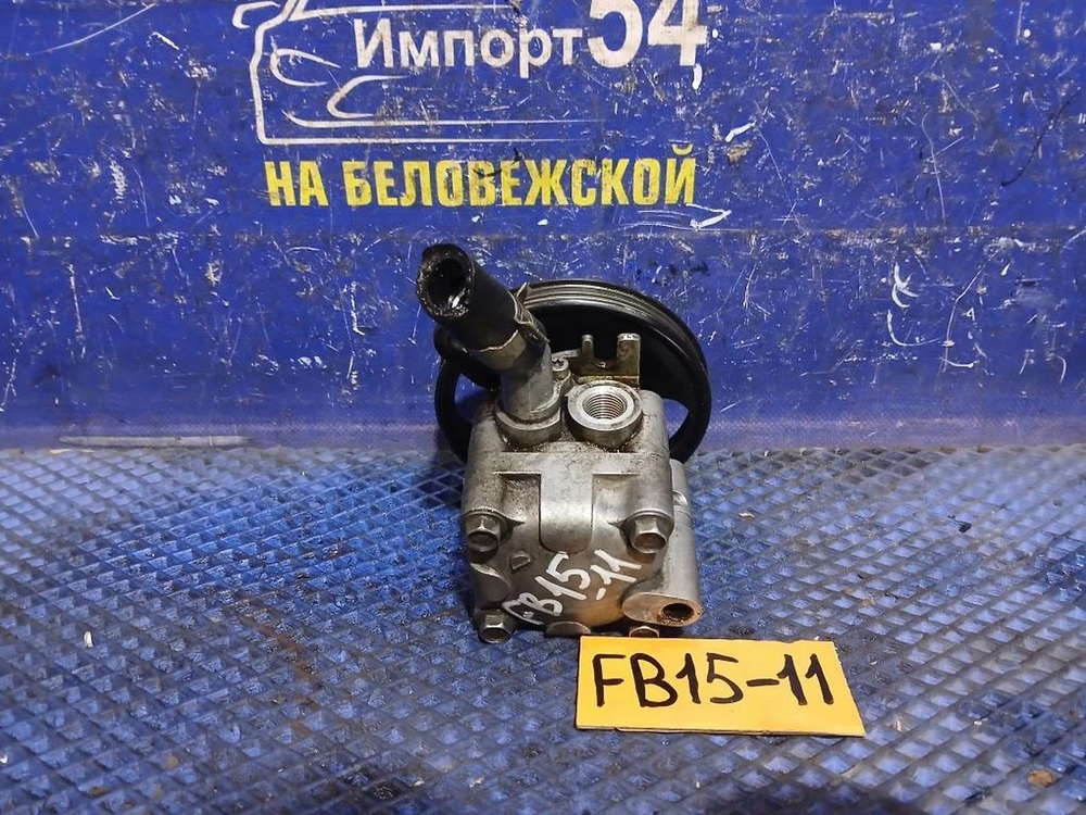 Насос ГУР NISSAN SUNNY 2000