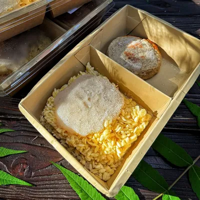 Фотография Паста под грибным соусом с куриной котлетой/250 гр купить в магазине Афлора