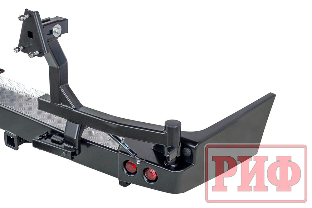 Бампер силовой задний Toyota Land Cruiser 100 с квадратом под фаркоп, калиткой, фонарями, подсветкой номера РИФ