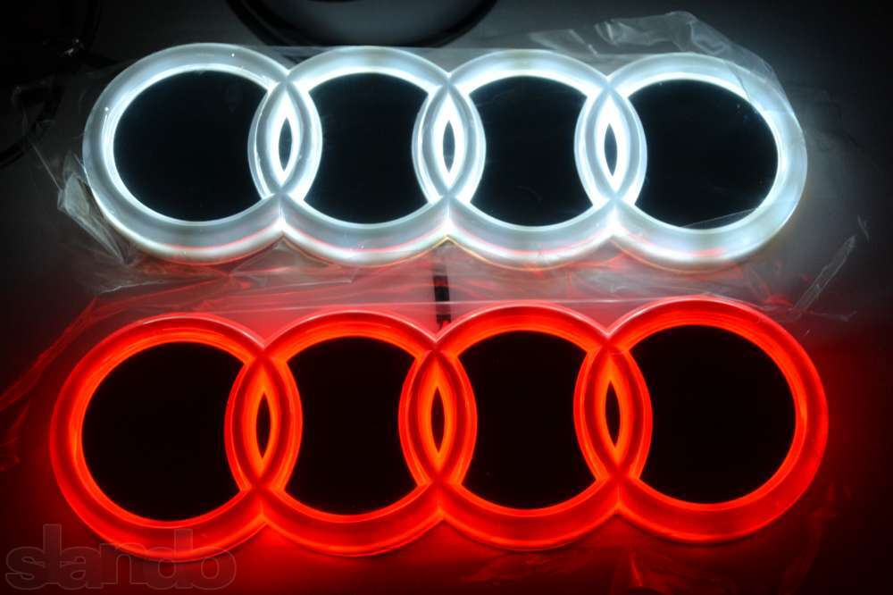 Значок с подсветкой 3D AUDI WHITE KING