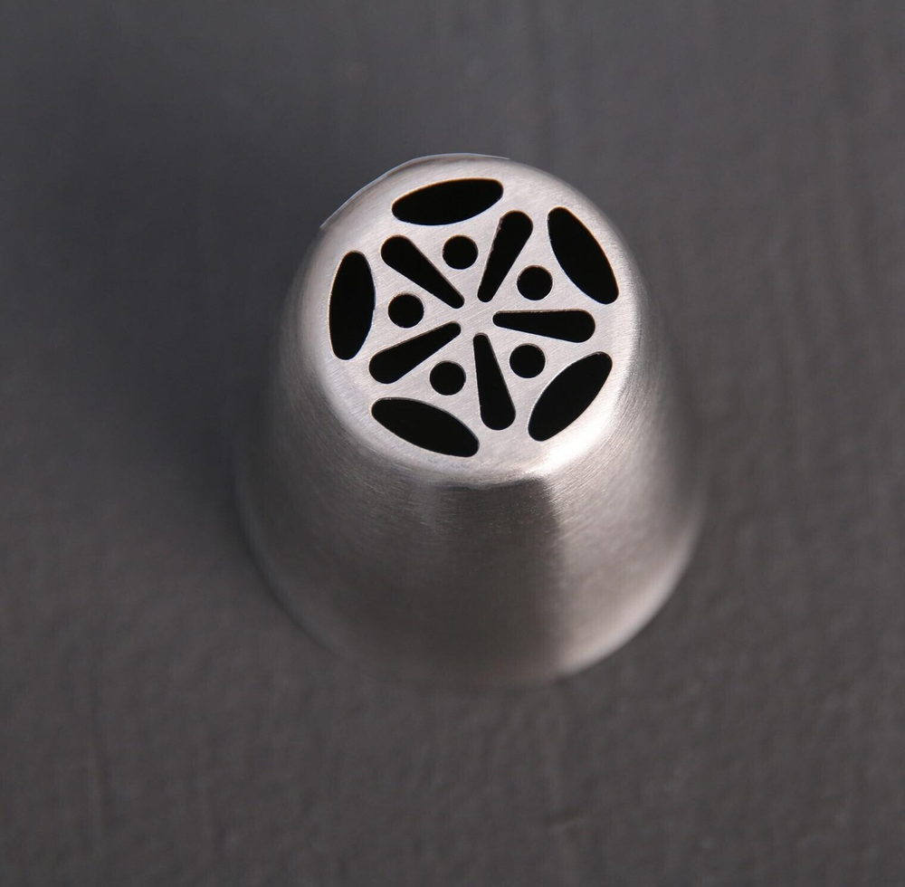 Насадка кондитерская «Цветок», d=3,5 см, вых. 1,9 см