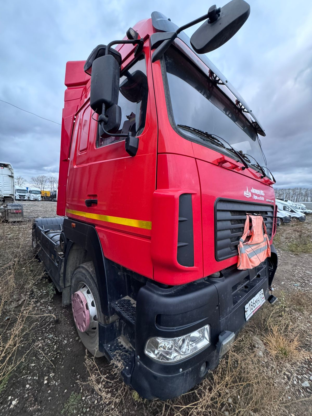 МАЗ 5440 4x2 Седельный тягач 544028-570-031 (Дизельный, 11,6 л, 423 л.с., МТ)