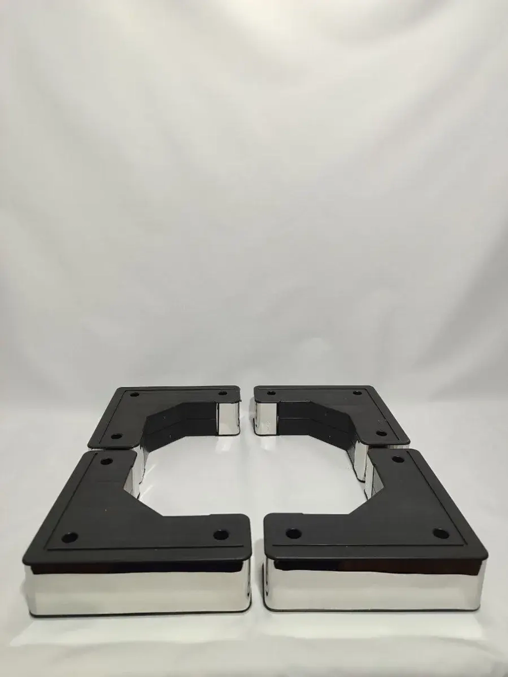 Мебельные ножки пластиковые для дивана шкафа и тумбочки