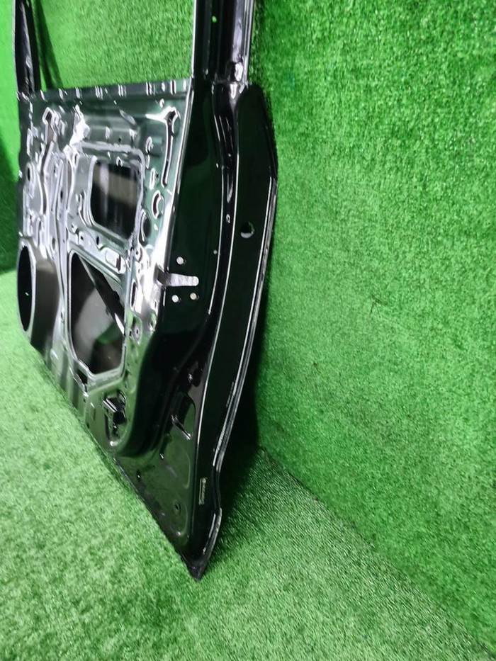 Дверь передняя правая Toyota Land Cruiser 200 (2015-2021)