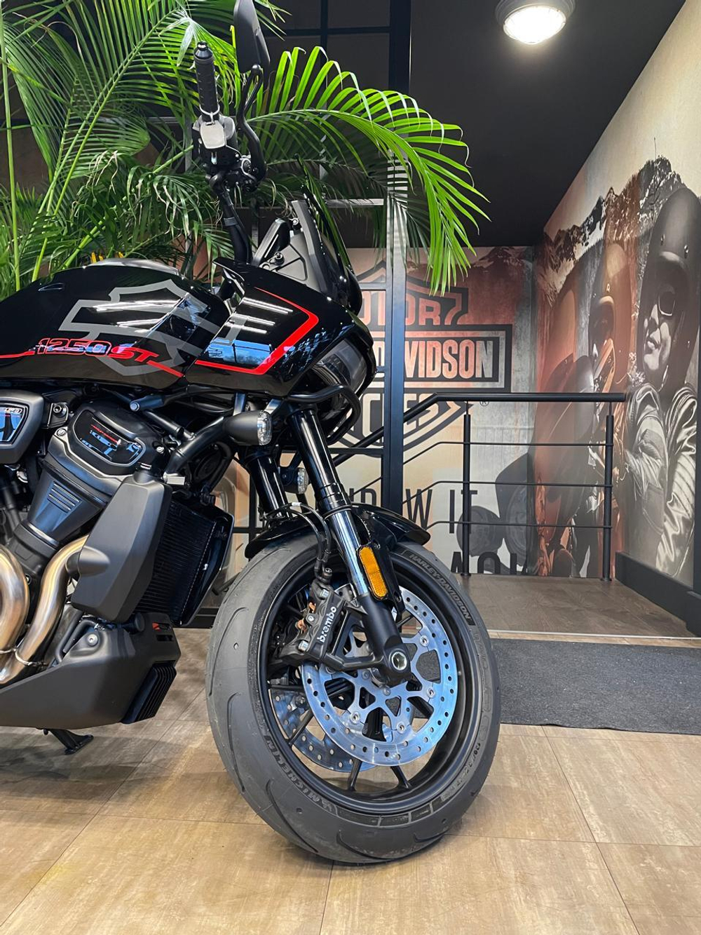 Harley Davidson Pan America 1250 ST 2025