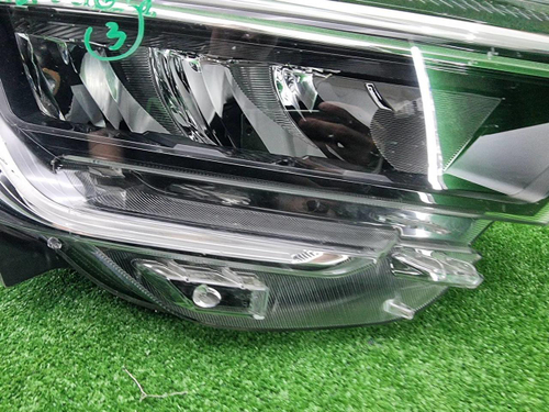 Фара правая Lada Vesta (2022-н.в.) LED