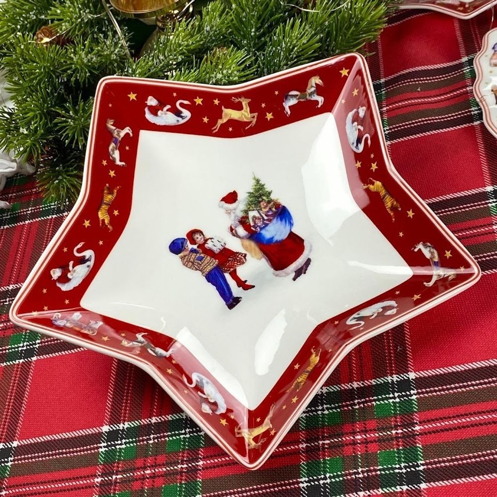 Lenardi 305-200 Блюдо 24,5х4см НОВЫЙ ГОД в под.уп.(х24)Фарфор