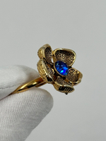 Кольцо Цветок с синим кристаллом