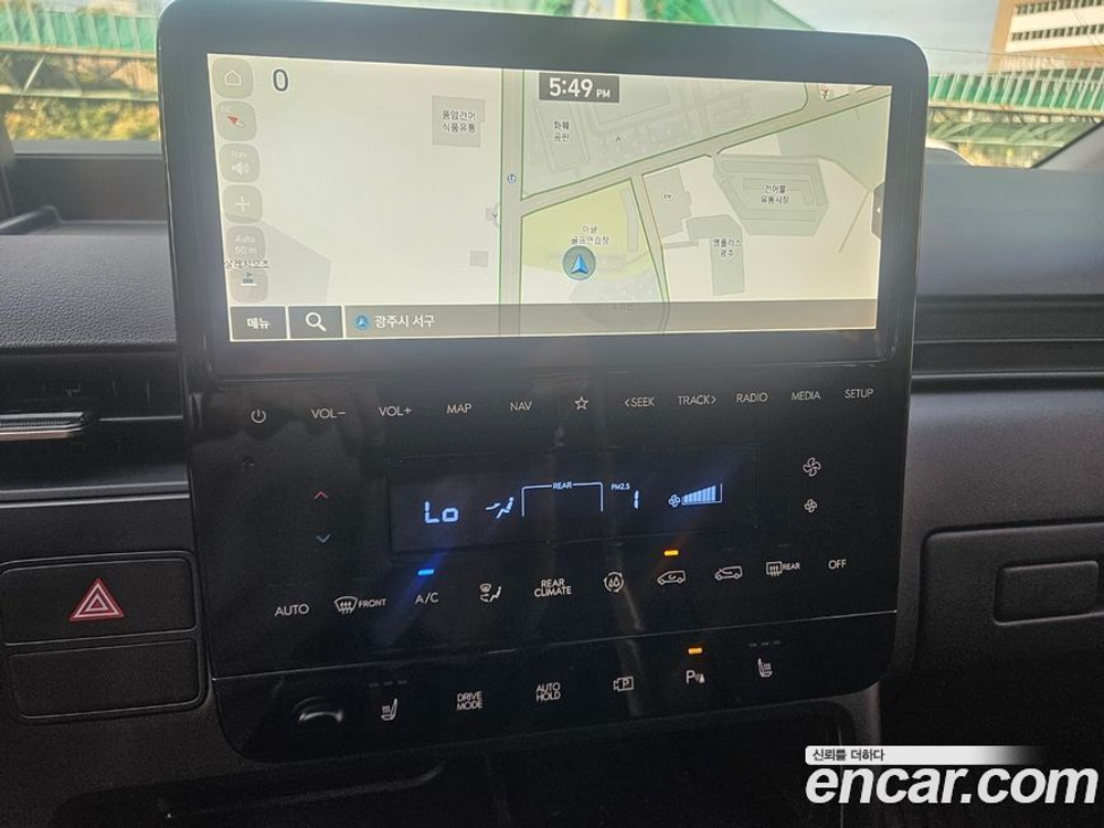 Hyundai Staria 4WD Tourer 11-и местный (05.2022)