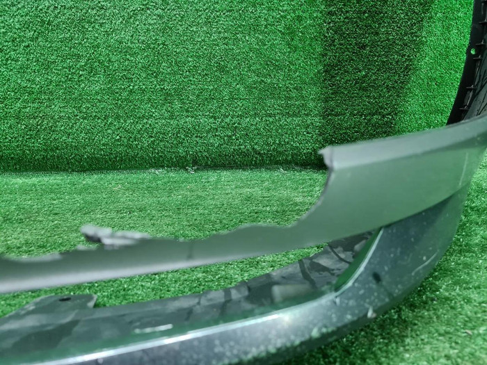 Бампер передний Hyundai Staria (2021-н.в.)