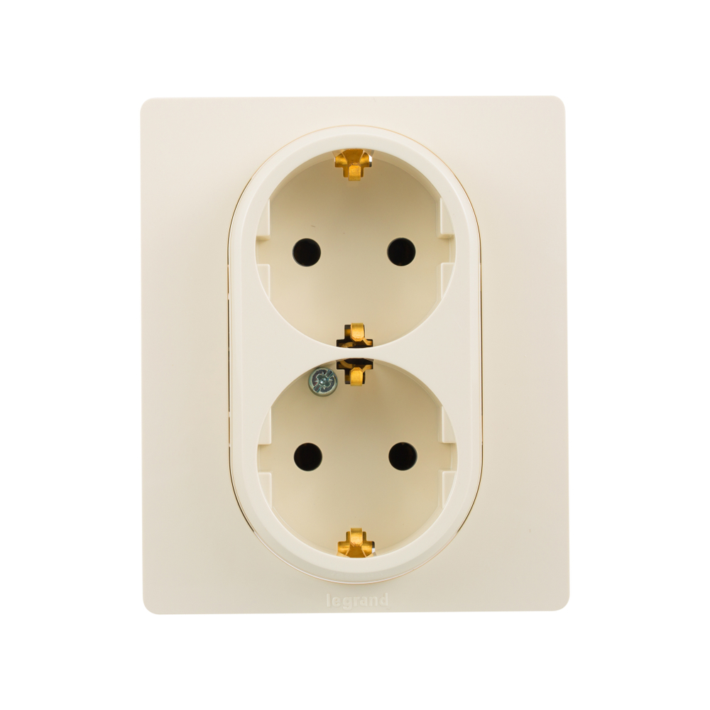 Розетка двойная с заземлением без шторок в сборе 16А 250В слоновая кость ETIKA Legrand