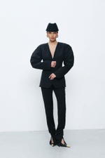 Брюки с разрезом сбоку