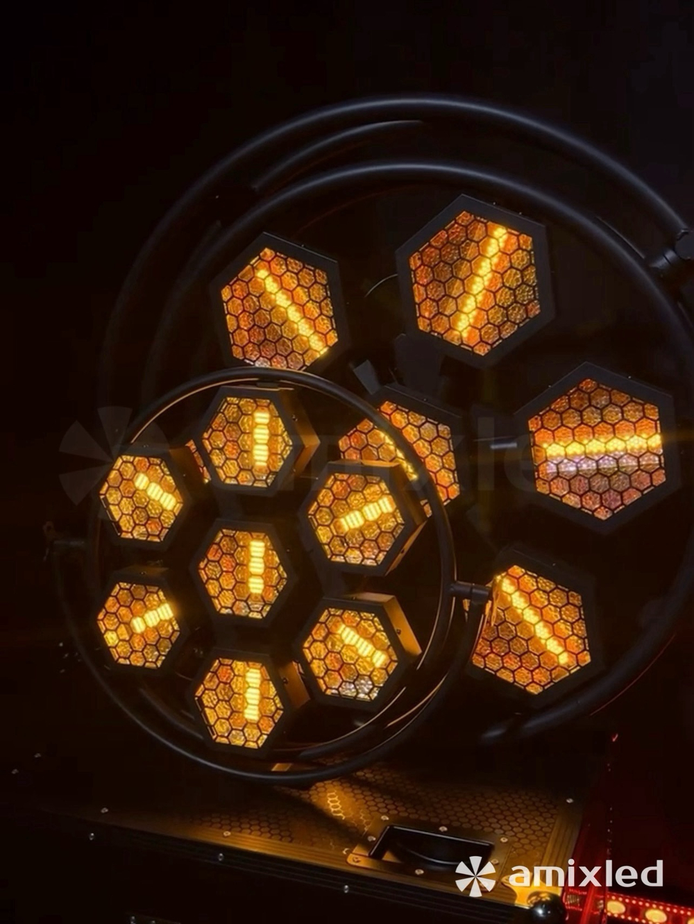 Световой прибор Amixled P1 MINI