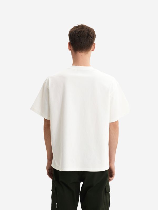 Футболка Gas Lighter молочная - фото 8