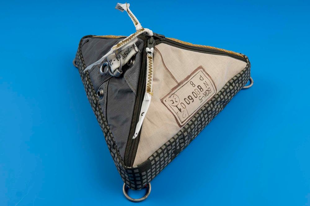 Сумка поясная Stratopacks TB0005