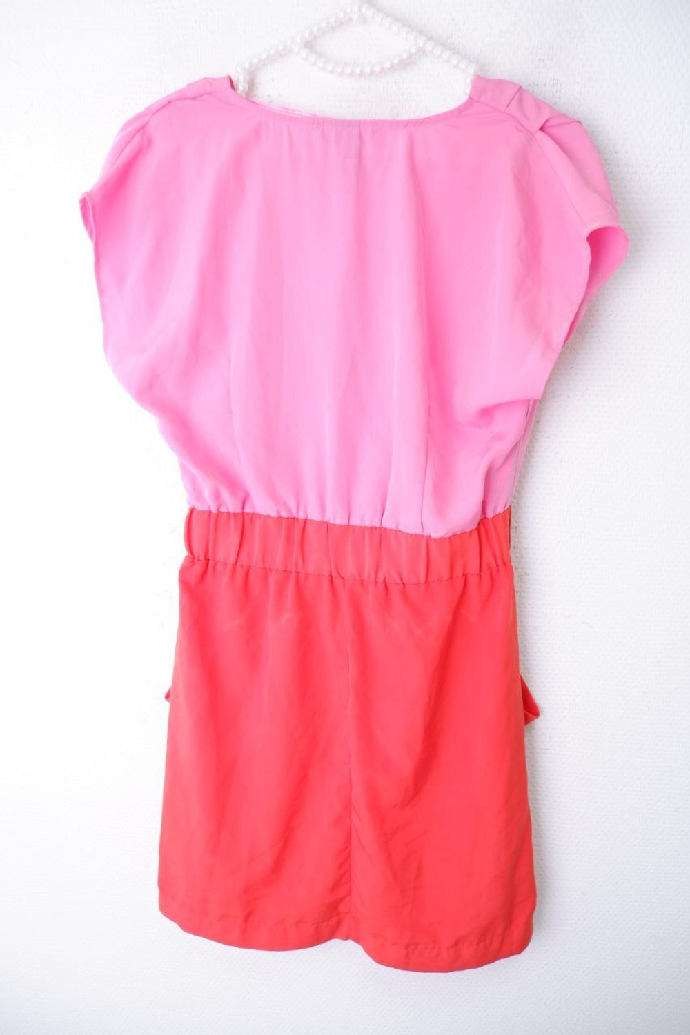 Платье H&M красивое 42 размер