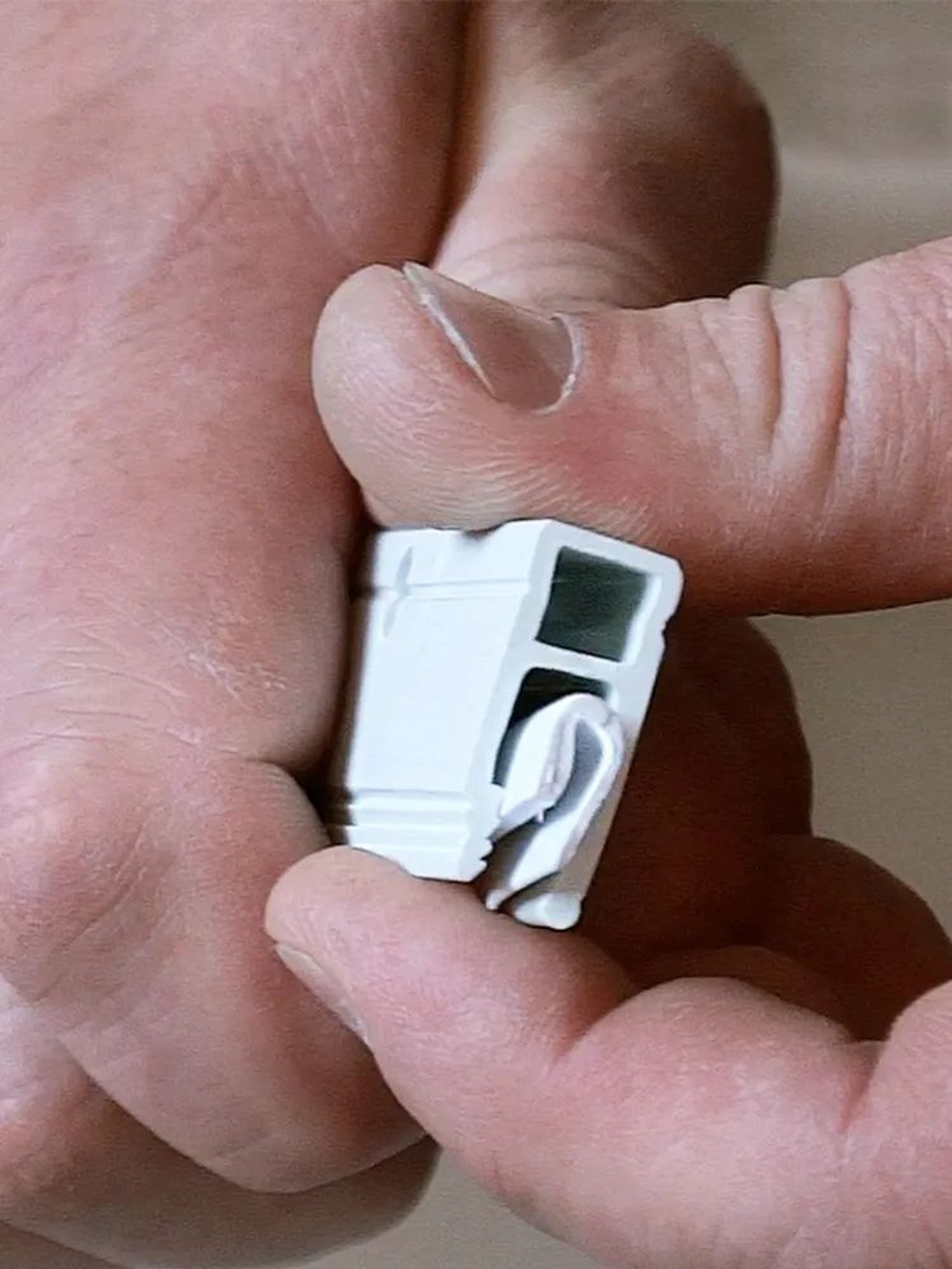 Гарпун потолочный для натяжного потолка, длина 31 м, ПВХ, белый