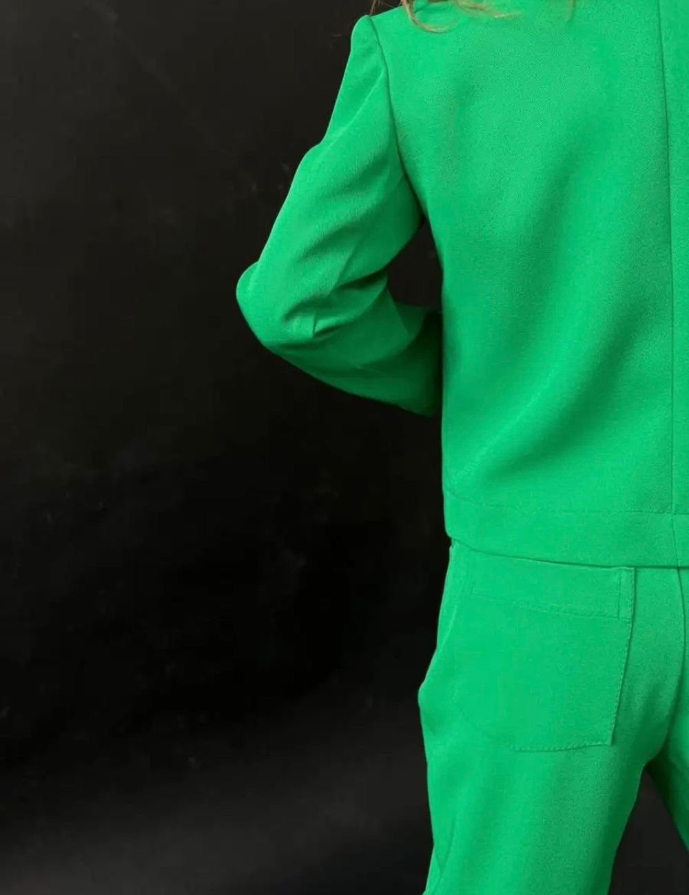 Классический костюм для девочки