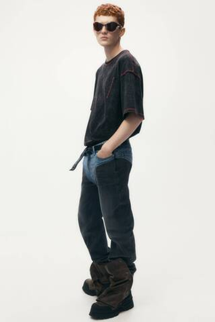 H&M - Glenn Martens Футболка с вышивкой, темно-коричневый