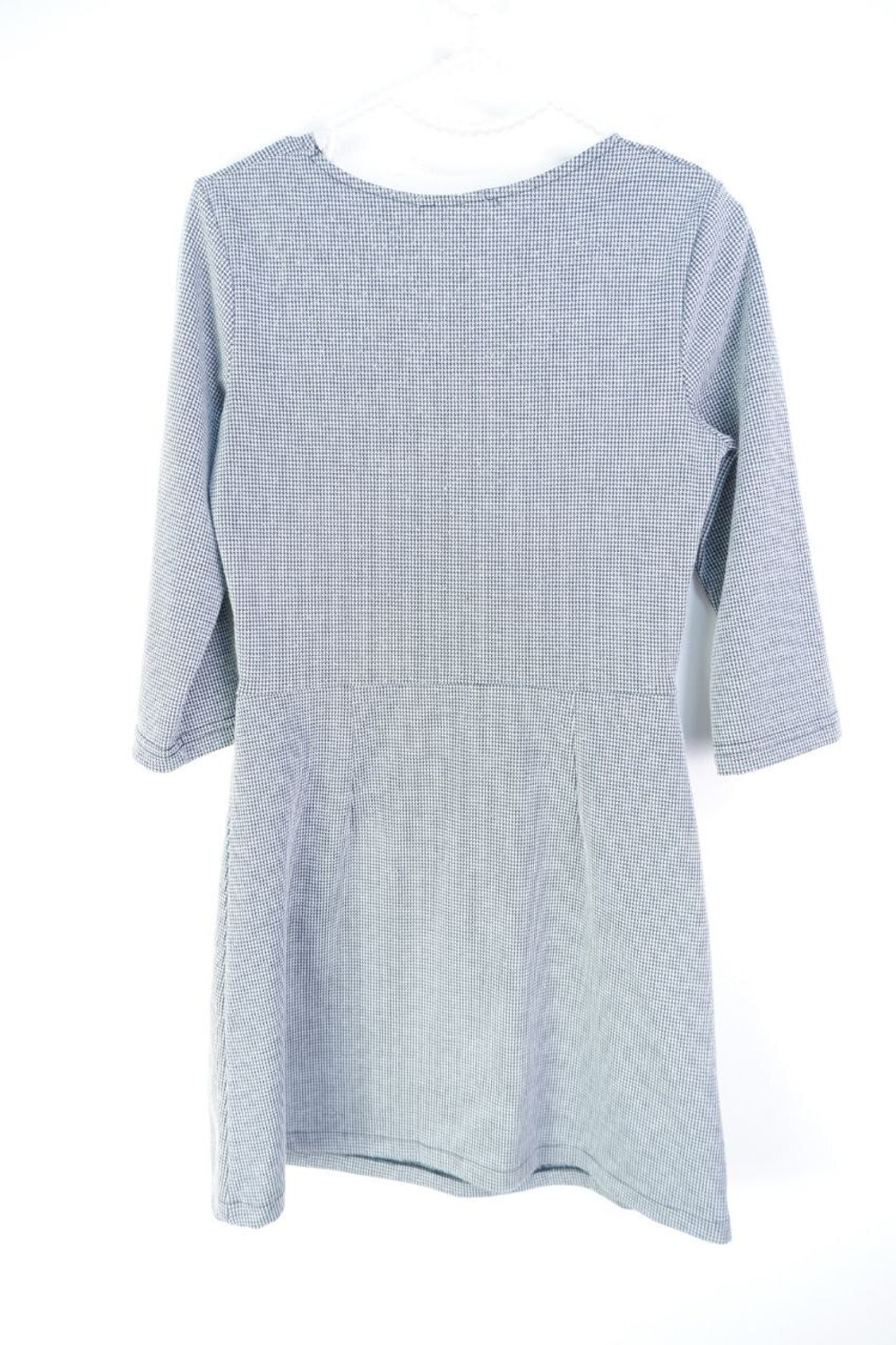 Платье OSTIN повседневное, в модной расцветке 42 размер