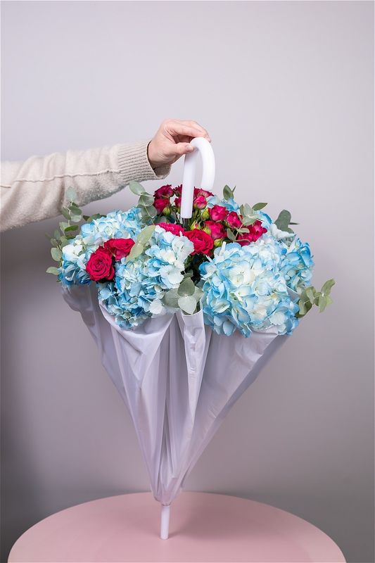 Тренд 2025: букет-зонтик Тренд 2025: букет-зонтик