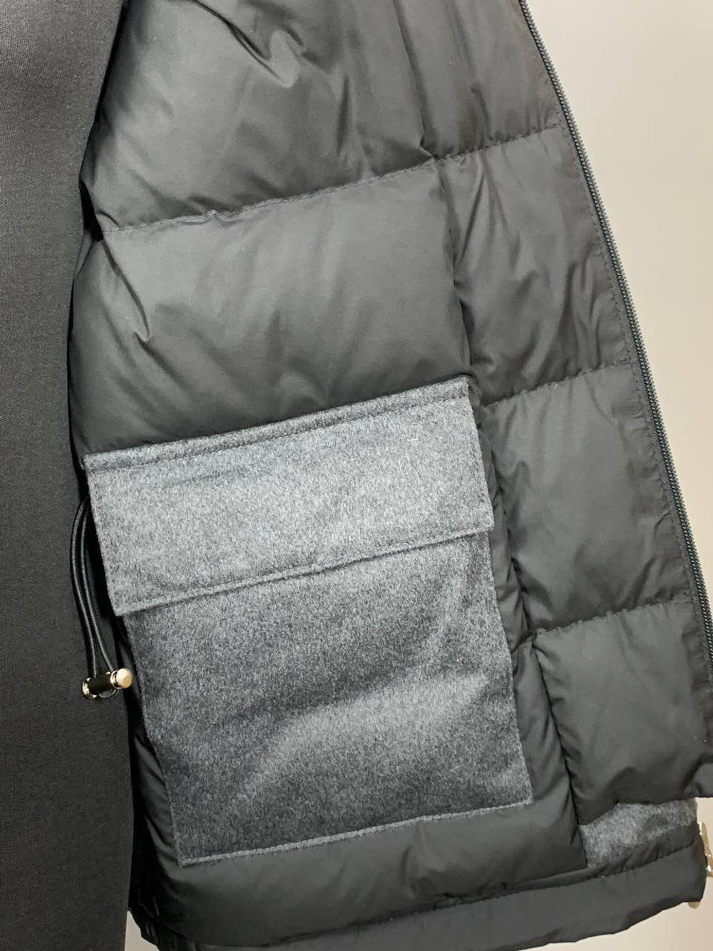 Пуховик Kiton