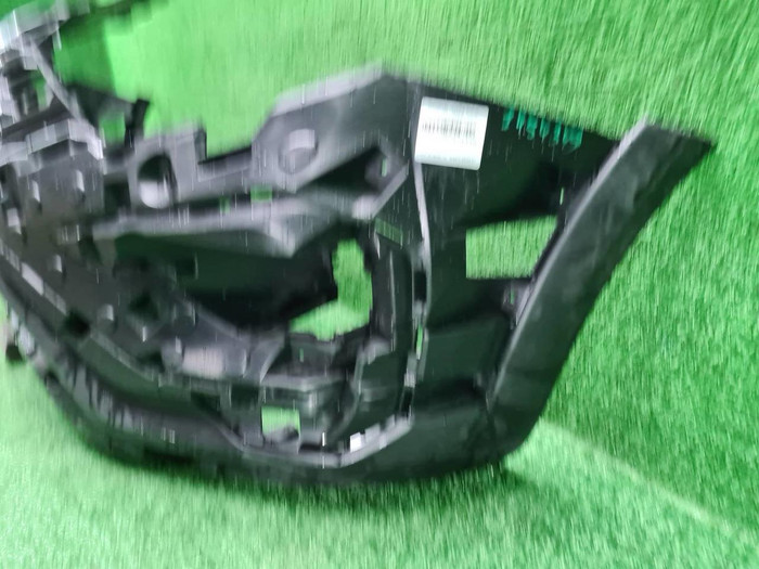 Бампер передний Lada Vesta (2022-н.в.) Cross