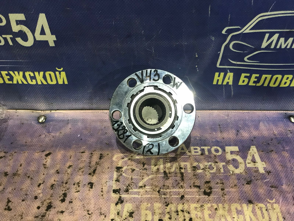 Хаб механический MITSUBISHI PAJERO 1991-1999