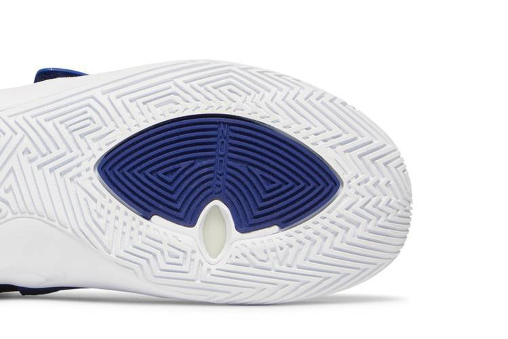 Кроссовки Nike Flytrap 3