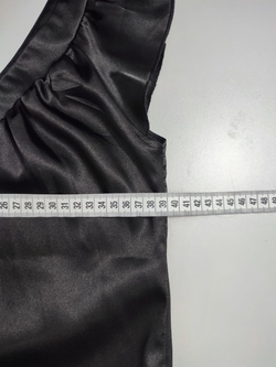 Топ черного цвета 40 размер