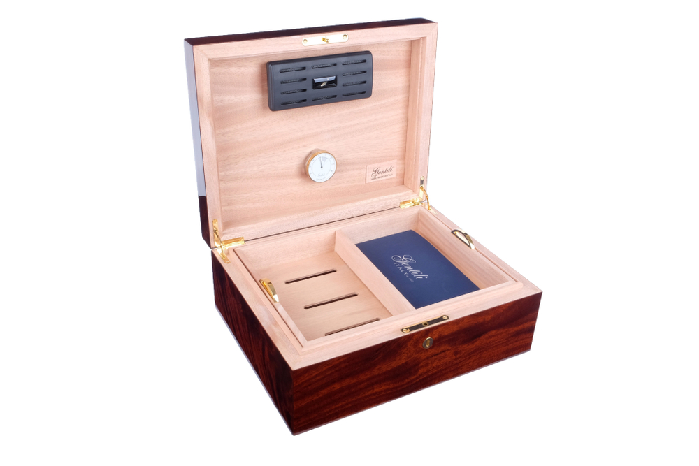 Хьюмидор Gentili на 70 сигар Красное дерево УЦЕНКА