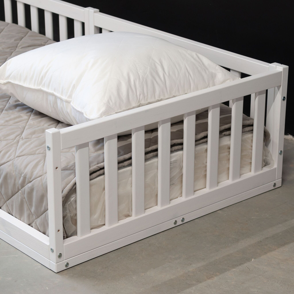 Кровать односпальная 90х200 Буфалина с настилом, белая