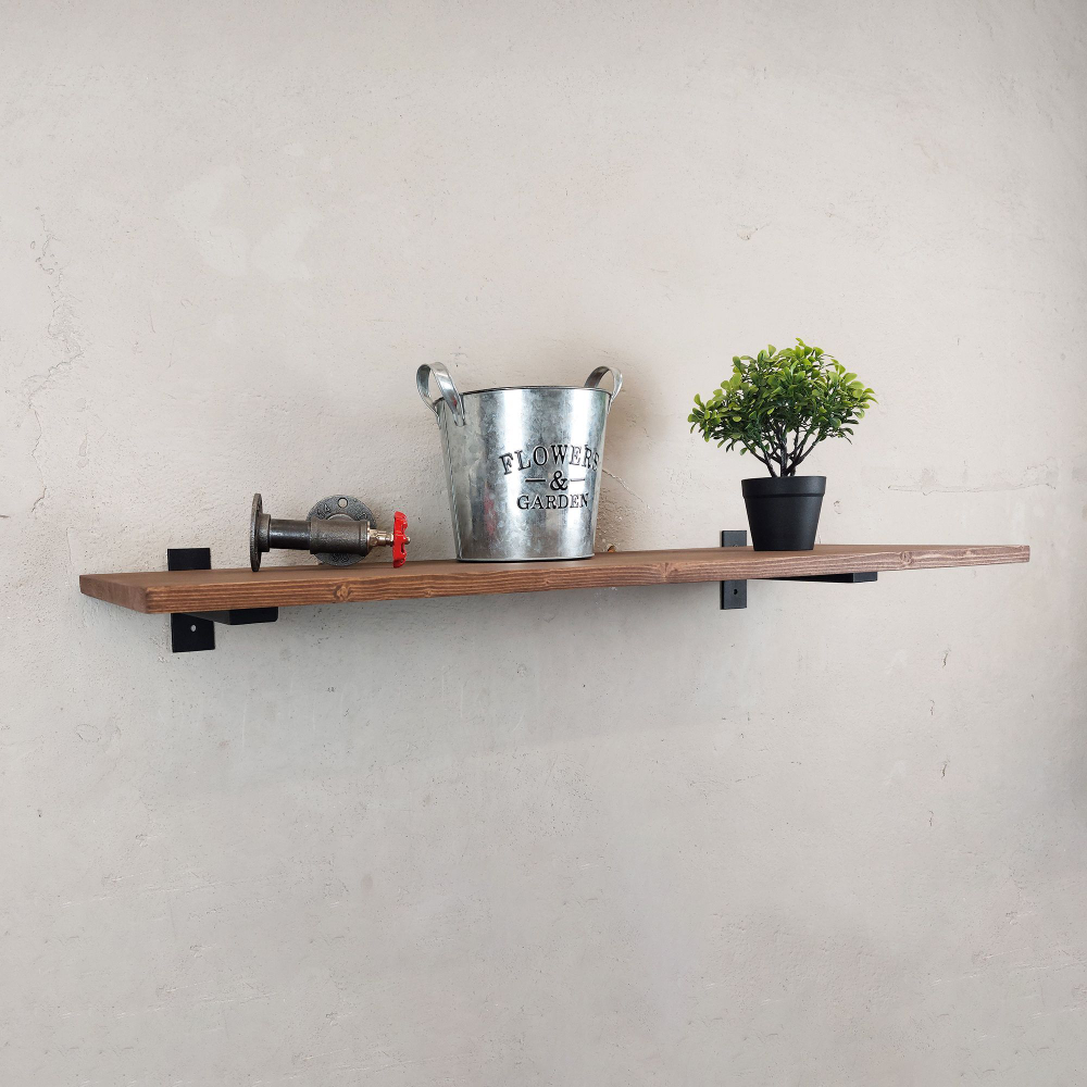 Настенные полки из натурального дерева в стиле Лофт