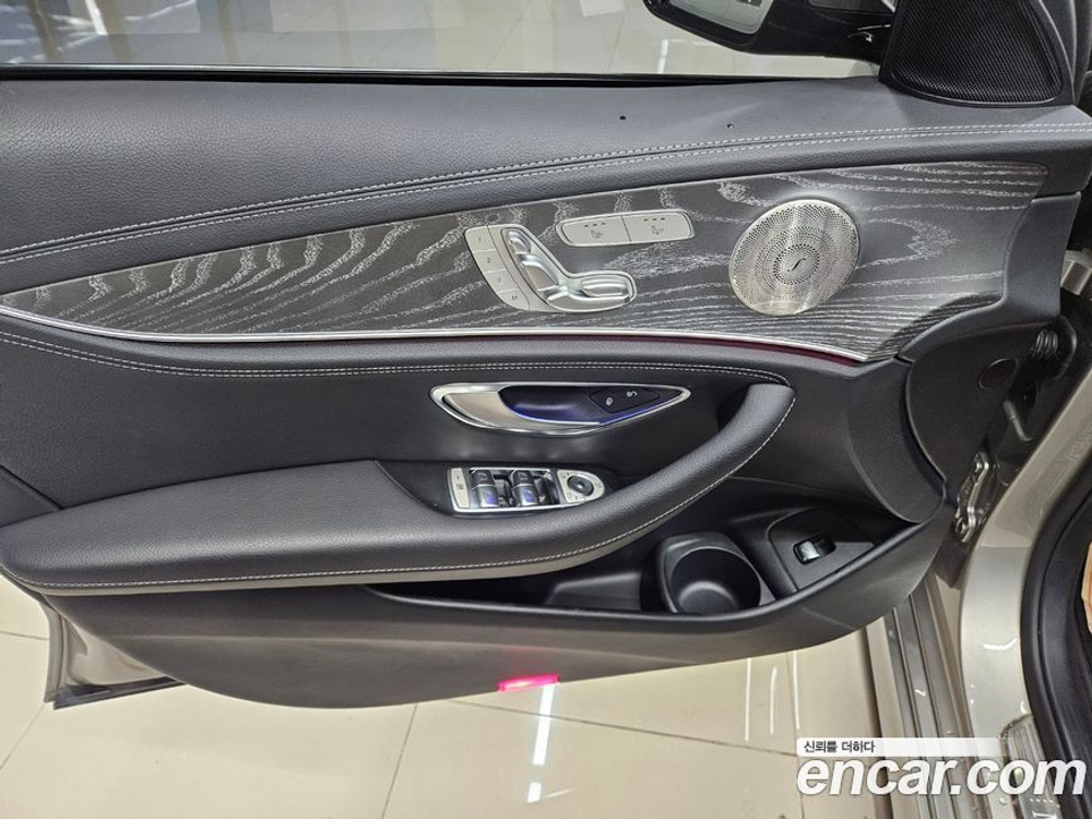 Mercedes-Benz E-Class W213 E350 4MATIC AMG Line (06.2022)