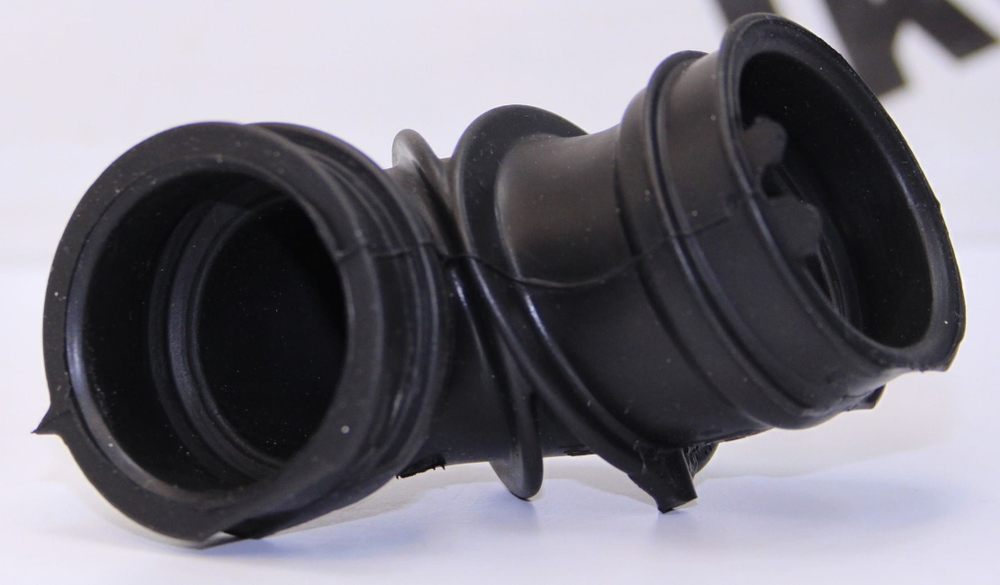 Патрубок посудомоечной машины INDESIT (174002424)