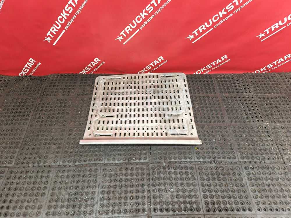 Трап на раму за кабиной 2020г.