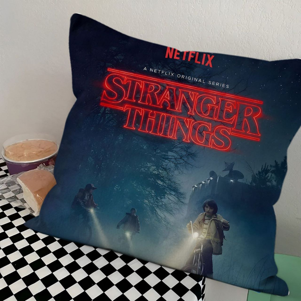 Декоративная подушка «Очень странные дела» (Stranger Things)