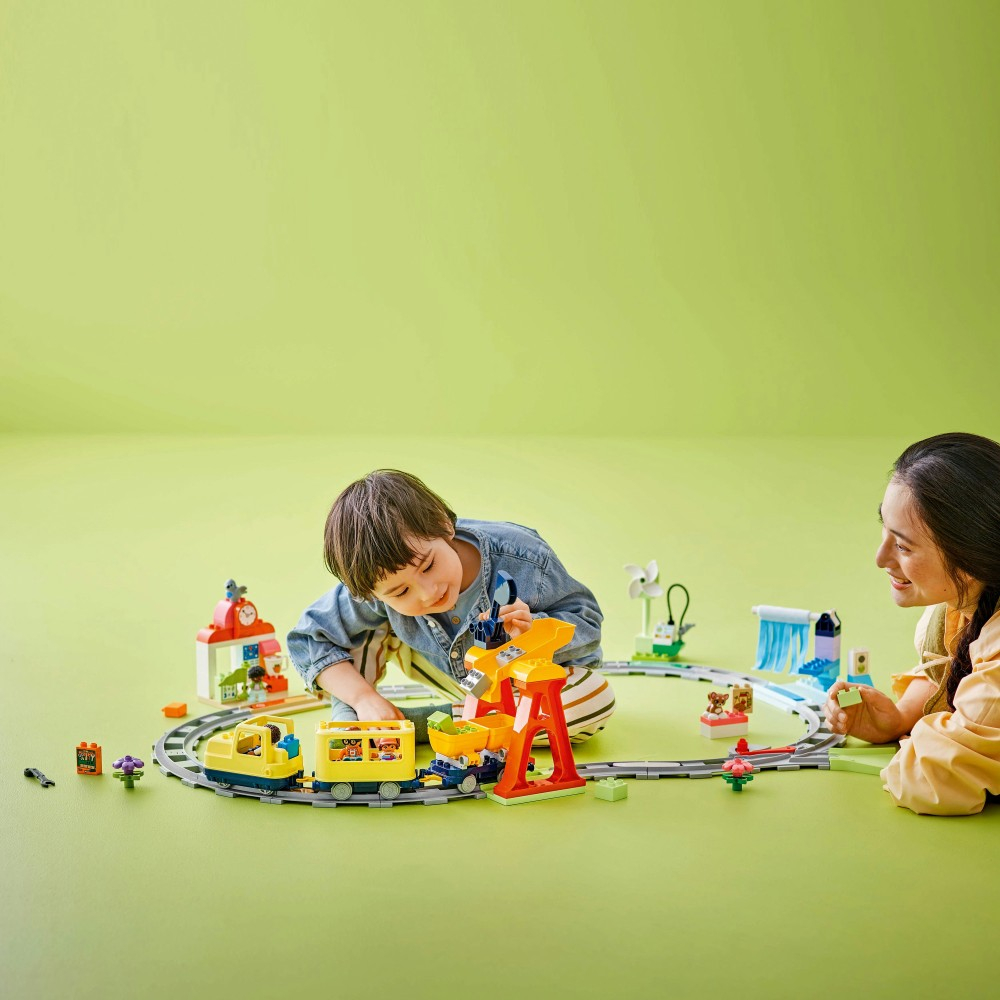 LEGO DUPLO Town - Большой интерактивный городской поезд 10428