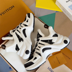 Louis Vuitton Archlight
