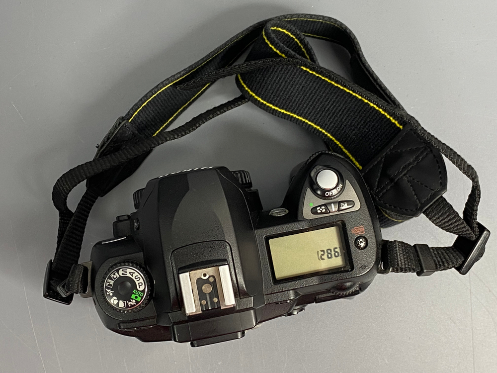 Nikon D70