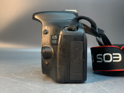 Canon 550D Kit 18-55 12419 кадров без зарядного устройства, не работает автофокус