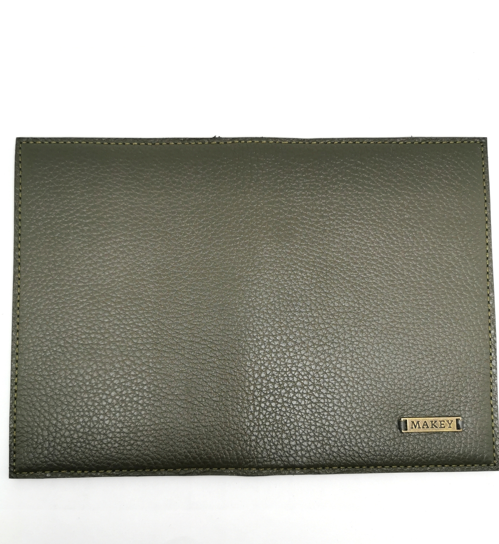 Обложка для паспорта с карманами «Классика». Цвет зелёный